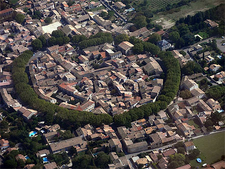 village Bernis